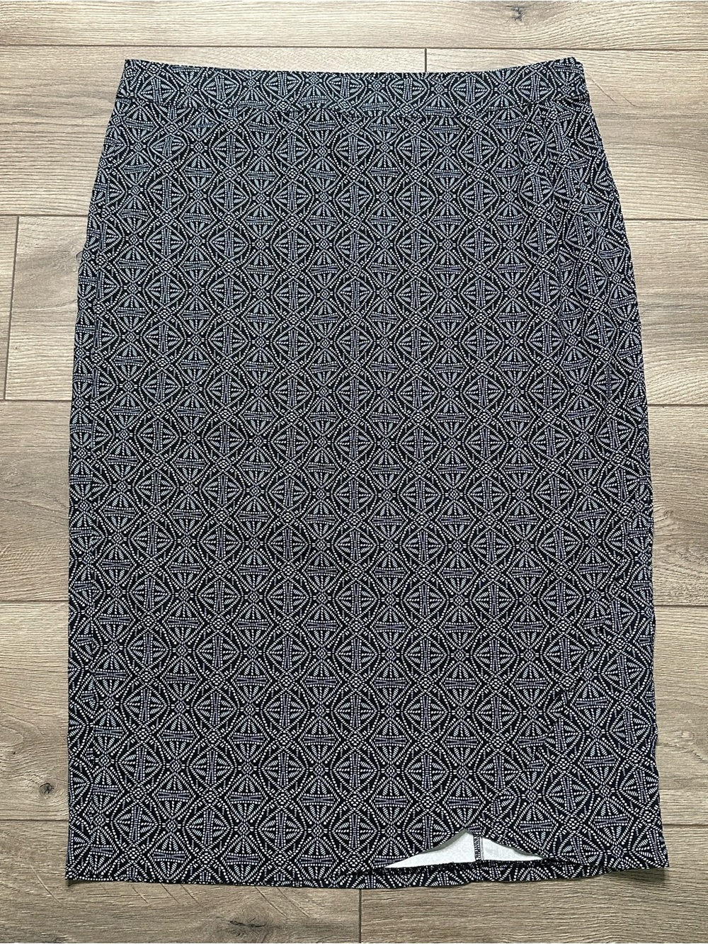 RipSkirt Hawaii Black Pearl Batik Swim Cover Up Wrap Skirt Length 3 Size XL